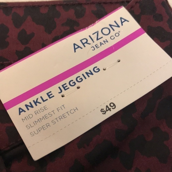 Arizona Jean Co. Animal Print Ankle Jegging - Picture 10 of 13